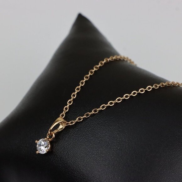 Minimal Yellow Gold Solitaire Necklace Adjustable Chain, XPNL0301 - Picture 5 of 13